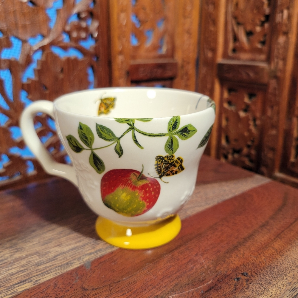 NWT Anthropologie Nathalie Lete Marais YellowOchre Butterfly Apple Stoneware Mug